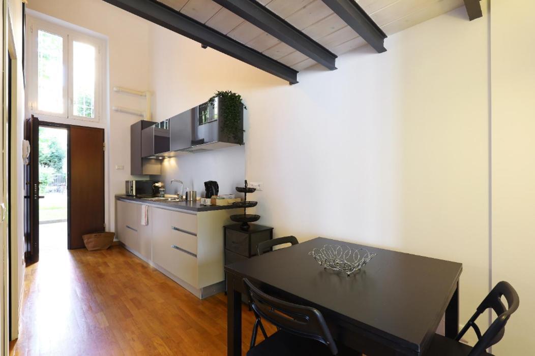 Paki Home Nel Cuore Dei Navigli Di Milano Eksteriør bilde
